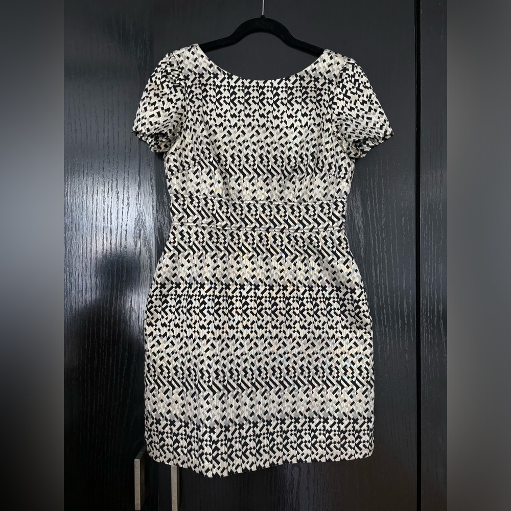 Vince camuto mini dress with pockets